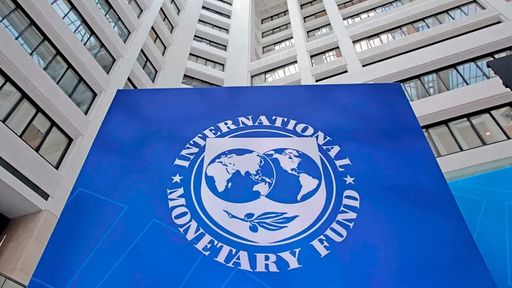 Cómo va a hacer el Gobierno para pagar el vencimiento de USD 2.700 millones al FMI dentro de 5 días