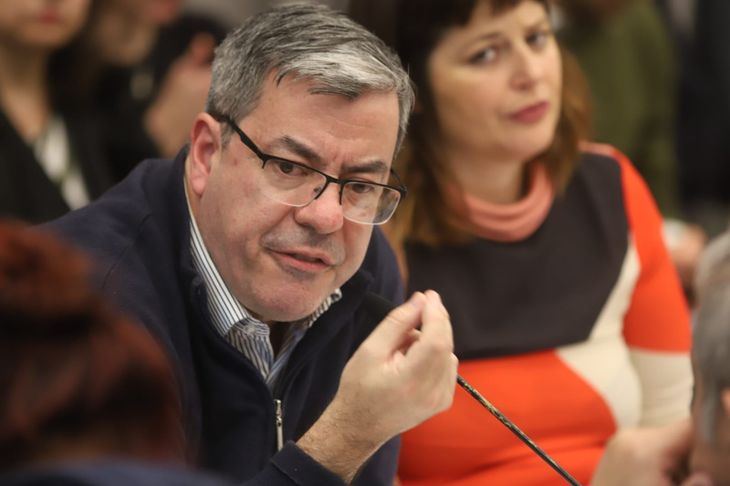 Martínez le solicitó a Espert, sin éxito, que el proyecto oficialista sea girado a la OPC.